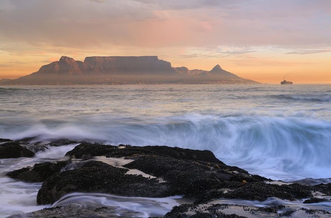 1-3 Passenger Private Arrival & Departure Cape Town - Airport Transfers - Landing at Cape Town International Airport