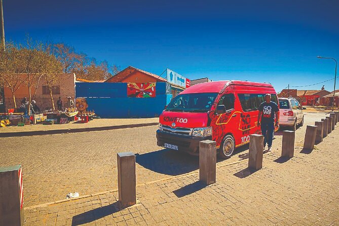 1 Day: Bus & Soweto Combo - Constitution Hill: the most important first stop