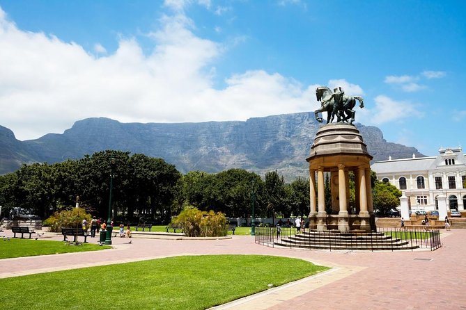 1 Hour Cape Town City Center Photoshoot Experience - Starting at Heaven Coffee on Burg Street