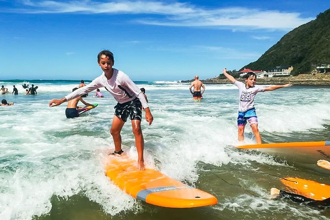 1h15min surfing lessons in Victoria Bay & Wilderness - What happens during the 75-minute lesson