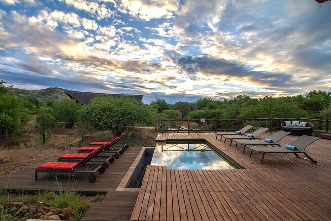 2 Day 4 Star Pilanesberg Safari - The final minivan drive and return to Johannesburg