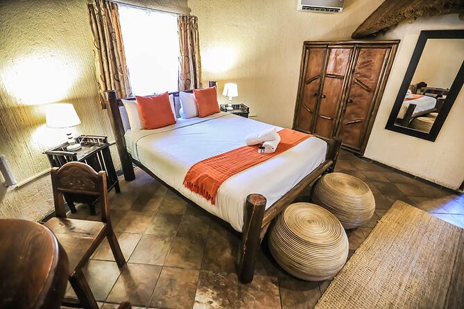 3 Day Kruger Adventure Safari - The optional sunrise drive and return to Johannesburg