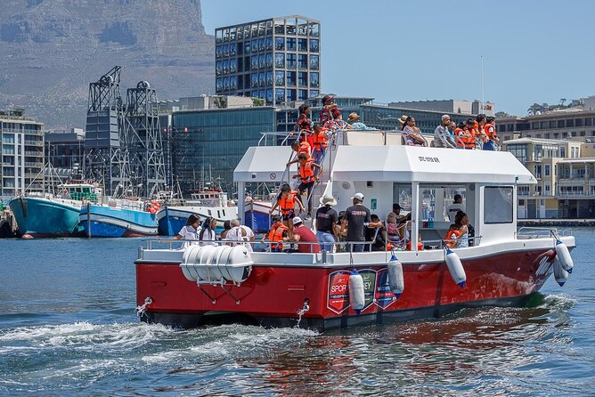 30min Harbour Boat Cruise Cape Town - Boarding Une Belle Vie and choosing your seat