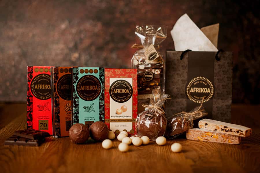 AFRIKOA Bean-to-Bar Chocolate Experience - The guide’s friendly approach