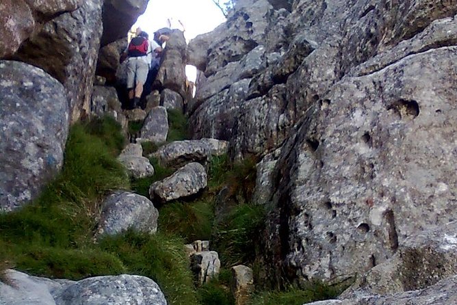 An exciting scramble on Table Mountain - What the three-hour outing feels like