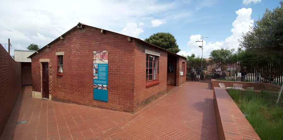 Apartheid Museum & Soweto Tour with Hotel Pickup - Hector Pieterson Memorial and the 1976 uprising