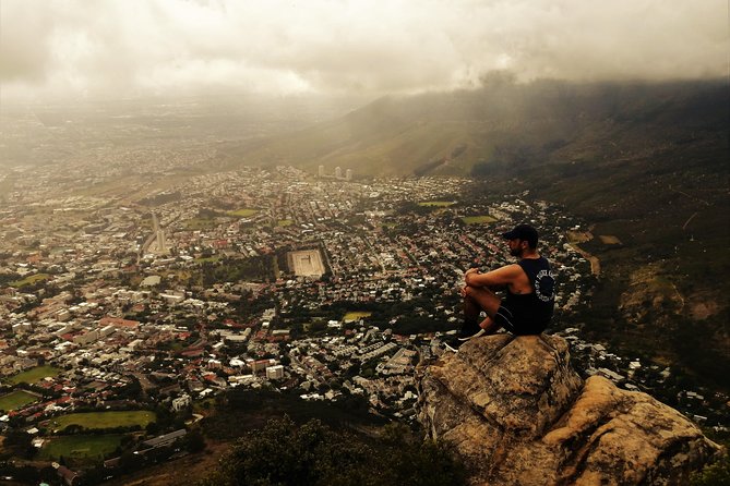 Beautiful Table Mountain Hike - Riding the Cable Car Down