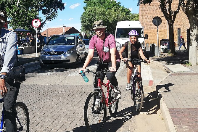 bicycle tour soweto - Starting with Hector Pieterson and the 1976 uprising
