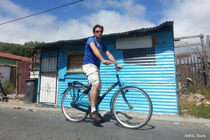 Bicycle Township Tour in Cape Town - Meeting children and visiting the daycare