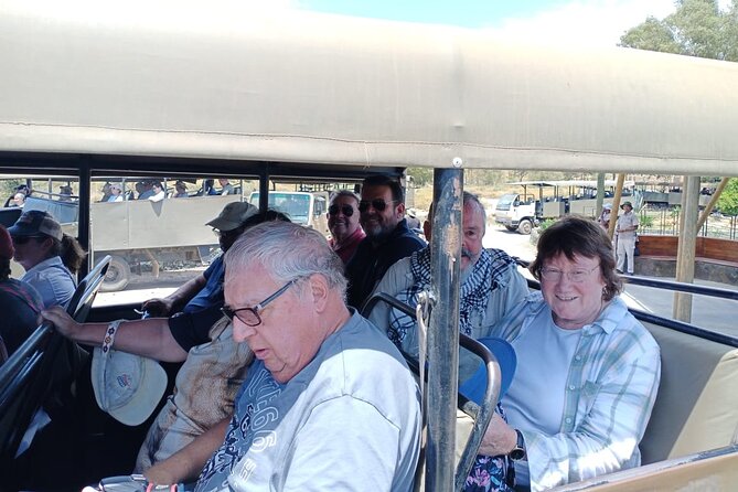 Big 5 Aquila Safari Full Day Tour and Lunch - The 2 to 3 hour 4x4 safari drive