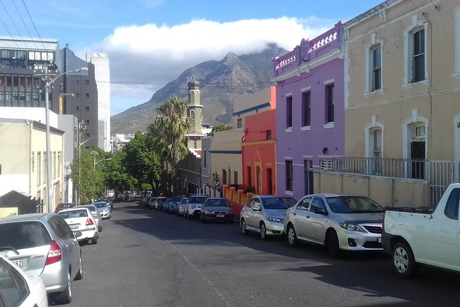Bo-Kaap: Walk with a local - Walking through Bo-Kaap’s colorful streets