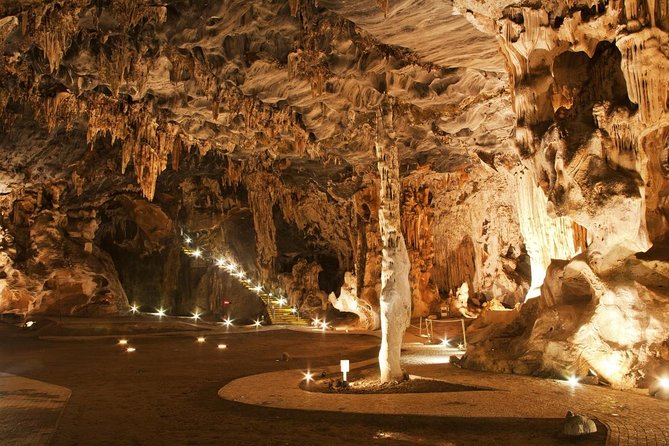 Cango Caves Oudtshoorn Day Tour - Five useful things to know before booking