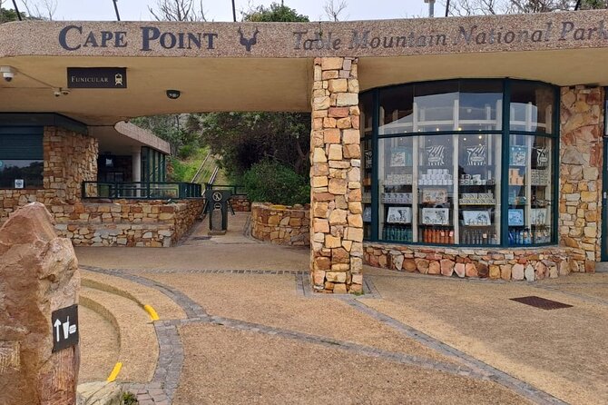 Cape of Good Hope-Cape Point & Penguins from Cape Town - Simon’s Town provides the lunch break
