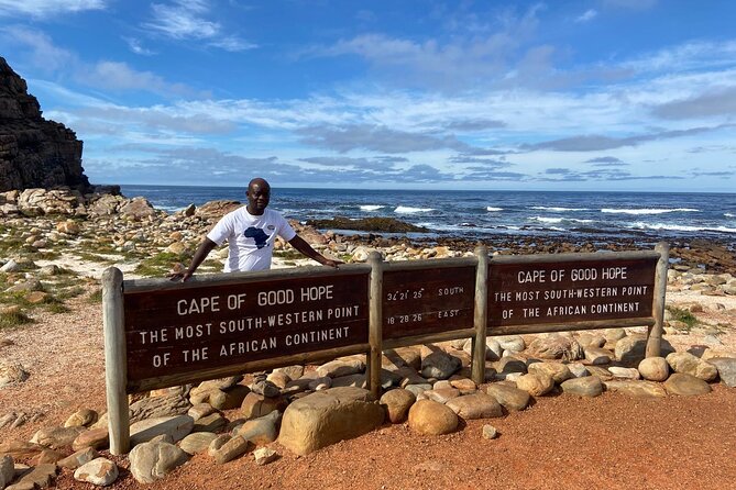 Cape of Good Hope & Penguins Boulder's Beach in Private Car - Chapman’s Peak delivers the road drama