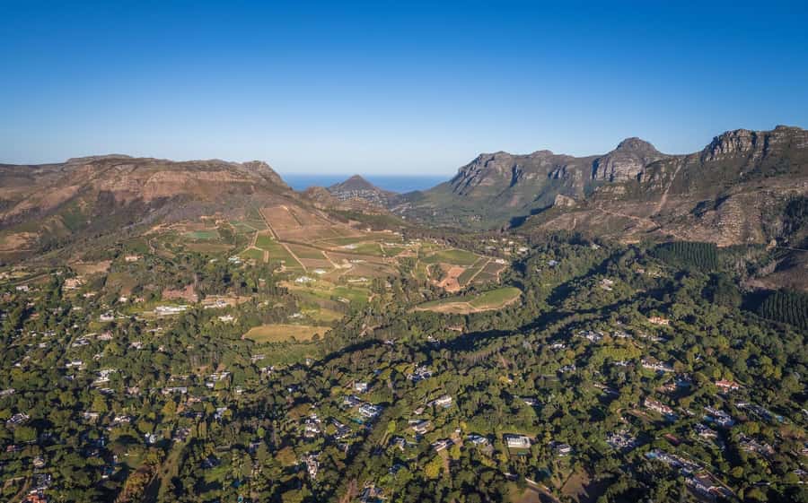 Cape Town: 2 Oceans Helicopter Flight with Boat Tour Ticket - Returning past Table Mountain and Constantia Valley