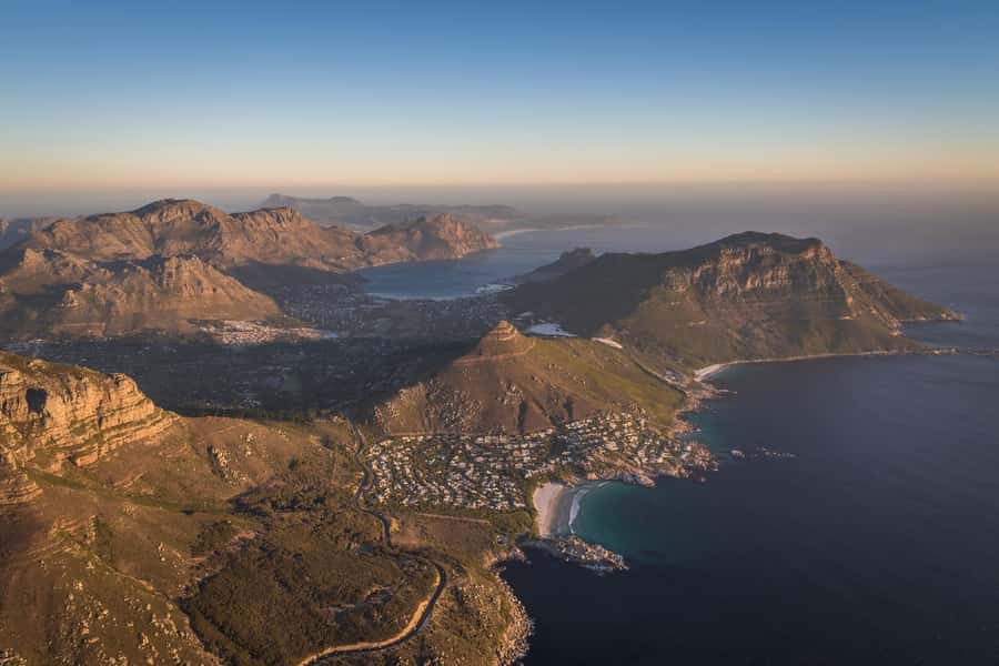 Cape Town: 20-Minute Helicopter Flight and Free Harbour Tour - What the complimentary harbour tour adds