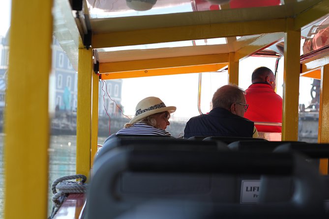 Cape Town 30-minute V&A Harbour Cruise - Weather, comfort, and what to bring