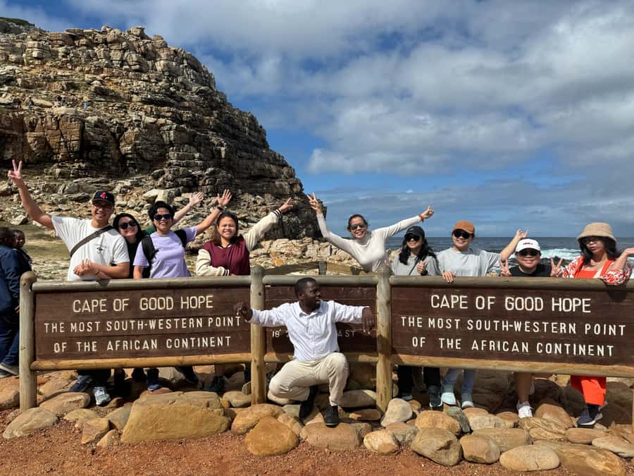 Cape Town: Cape of Good Hope and Penguins Full-Day Tour - Bo-Kaap gives the morning a cultural start