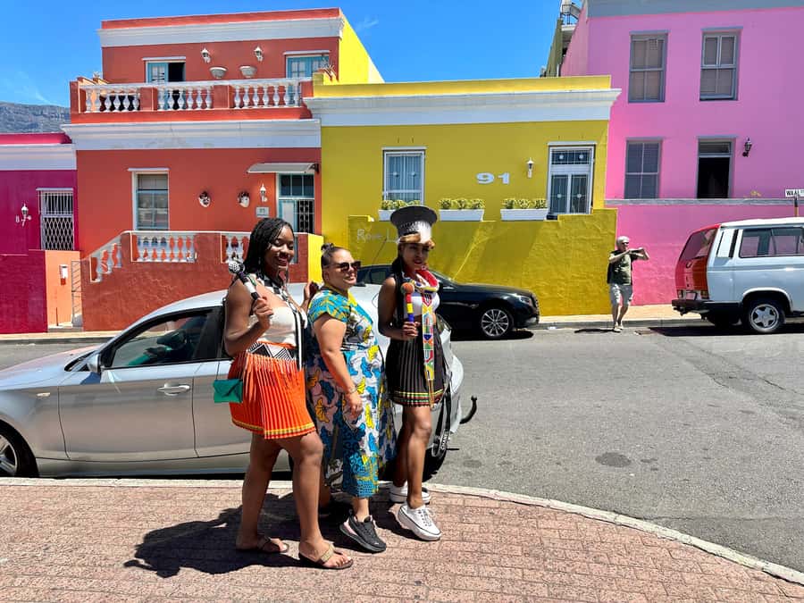 Cape Town: Cape of Good Hope & Penguins Day Tour with Pickup - Bo-Kaap and Maiden’s Cove: an early taste of Cape Town