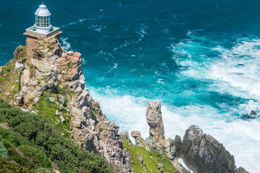 Cape Town: Cape Point & Boulders Beach Day Tour - Lunch and a walk through Simon’s Town