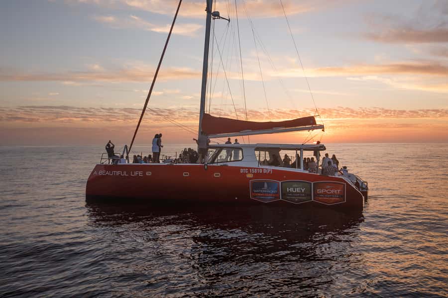 Cape Town: Catamaran Champagne Sunset Cruise - Setting out from the V&A Waterfront