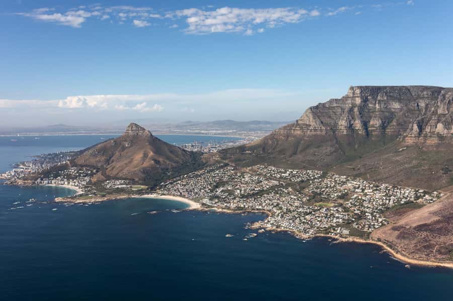 Cape Town City Center Helicopter Flight - 12Min - The pilot’s commentary and the photo help