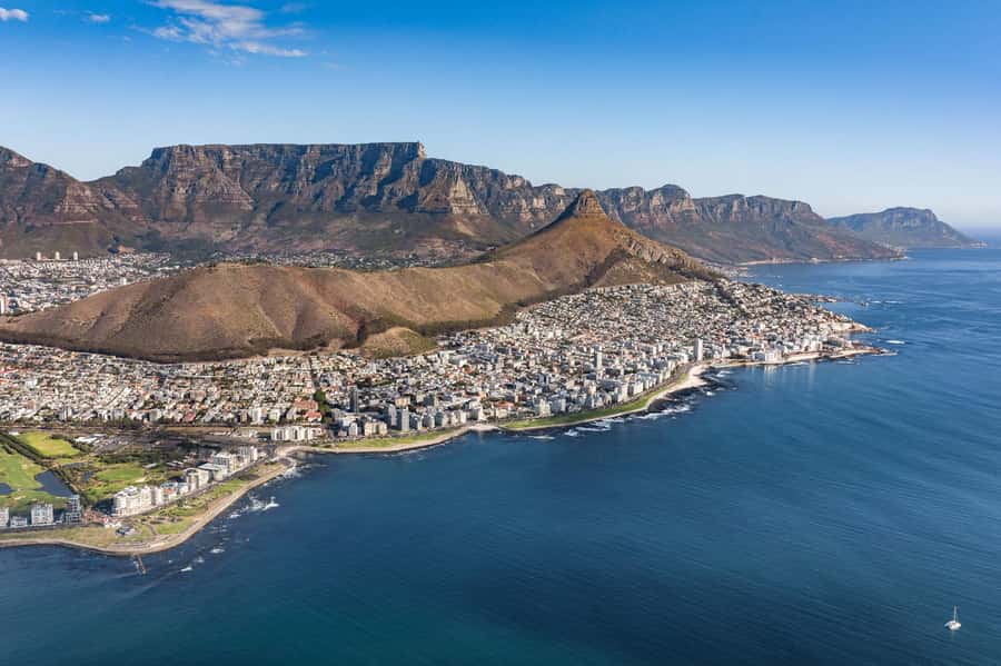 Cape Town City Center Helicopter Flight - 12Min - Sparkling wine after landing
