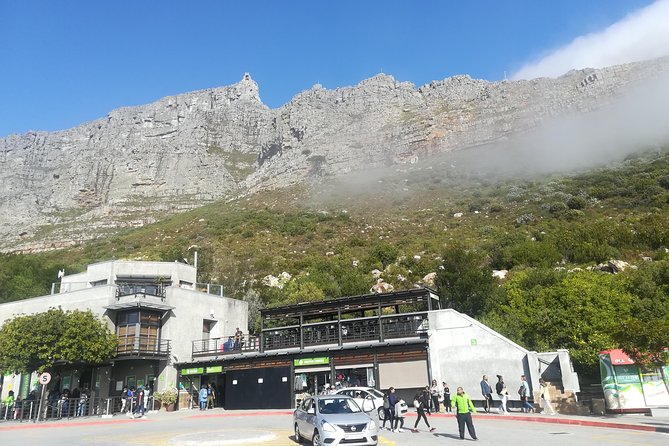Cape Town City Tour - The Atlantic coast drive to Camps Bay and Signal Hill