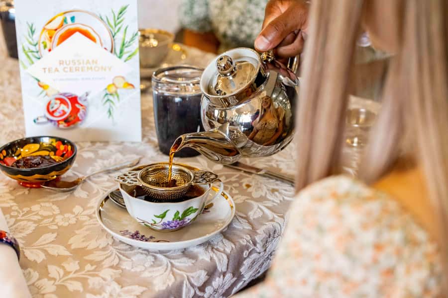 Cape Town: Culinary Walking Tour with Food Tastings - City Bowl: three hours of tastings and local stories