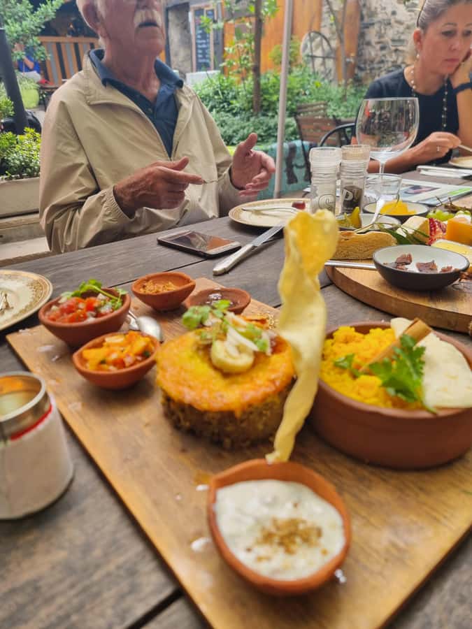 Cape Town: Culinary Walking Tour with Food Tastings - The guide makes the difference