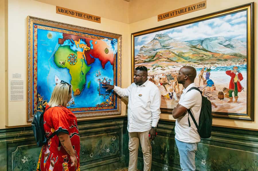 Cape Town: Half-Day Walking City Tour and African Lunch - Key points to know before booking