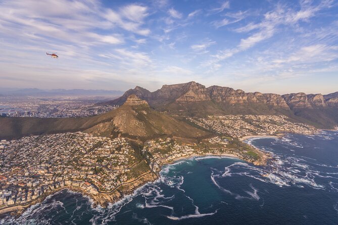 Cape Town Helicopter Tour: City Hopper - Lion’s Head and Signal Hill in one wide view