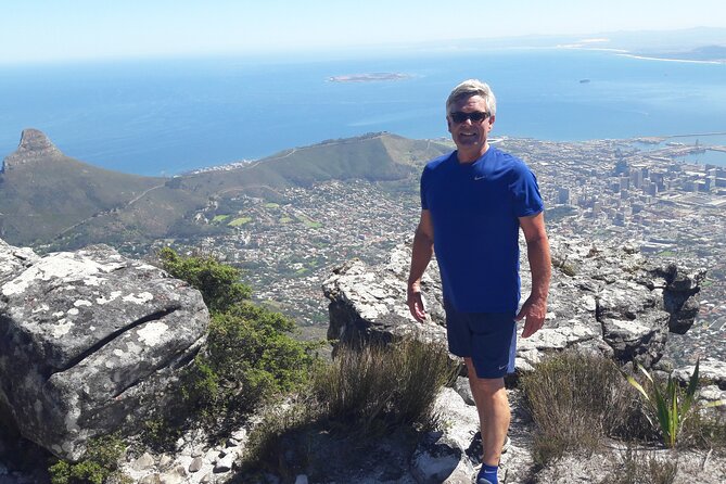 Cape Town: India Venster Half-Day Hike on Table Mountain - King Protea and Table Mountain’s native plants