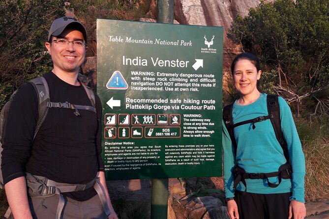 Cape Town: India Venster Half-Day Hike on Table Mountain - Scrambling toward the India Venster