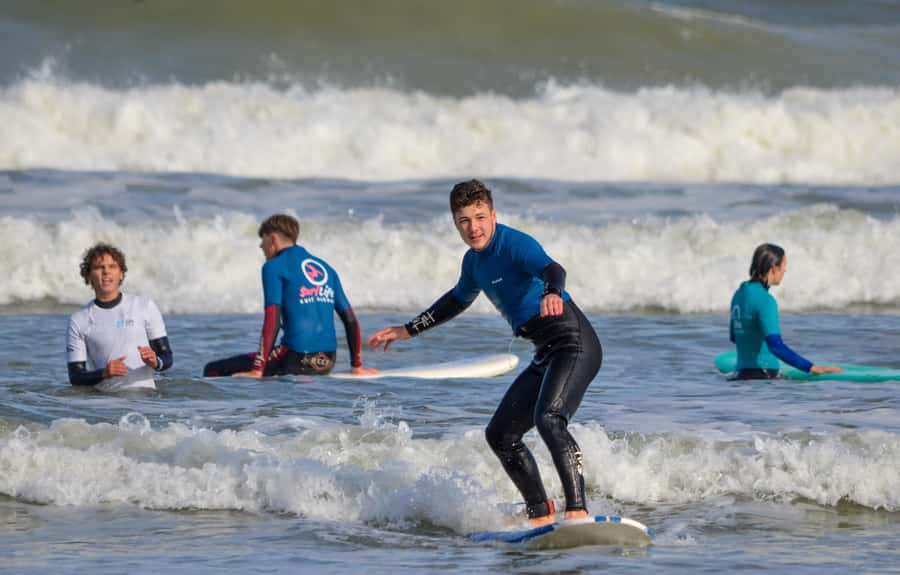Cape Town:Learn to surf with the best view of Table Mountain - Meeting at Eden on the Bay before the lesson