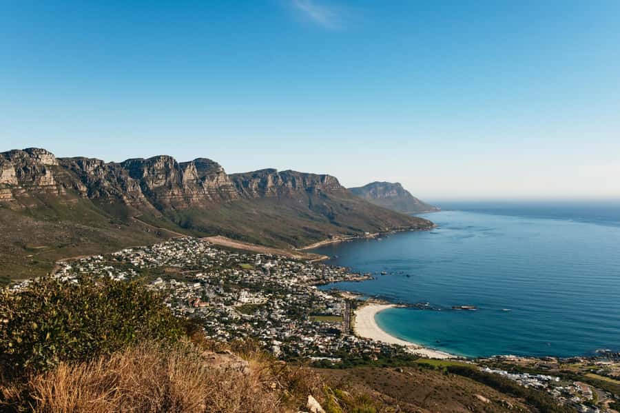 Cape Town: Lion's Head Guided Hike at Sunset - Descending through the evening