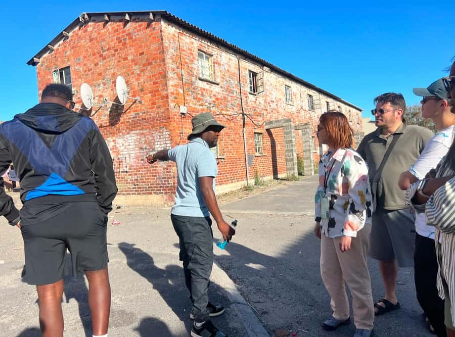 Cape Town: Local street food tour - What the guide adds to every bite