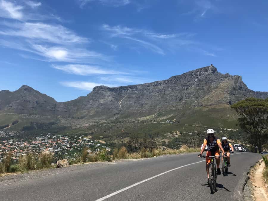 Cape Town: Mountain Biking Trip along Table Mountain - Hotel pickup and the start at Constantia Neck