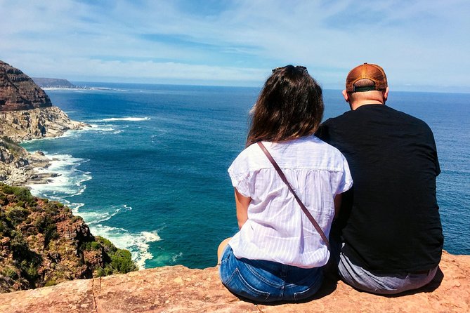 Cape Town Peninsula Day Tour ( Cape Point/Boulders/Wine Tasting) - Constantia Glen brings wine and lunch together