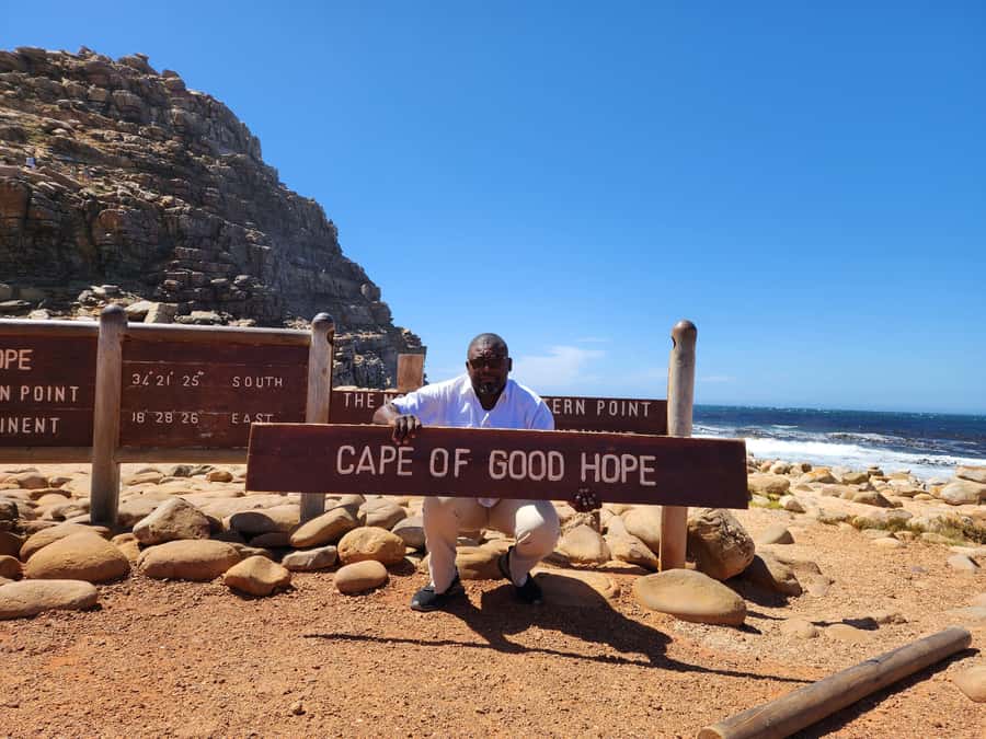 Cape Town: Peninsula, Penguins & Cape of Good Hope Day Tour - Guides make the difference