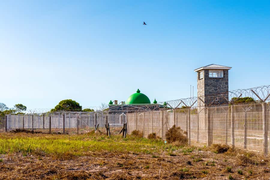 Cape Town: Robben Island Ferry Ticket and Townships Tour - Why this combination works