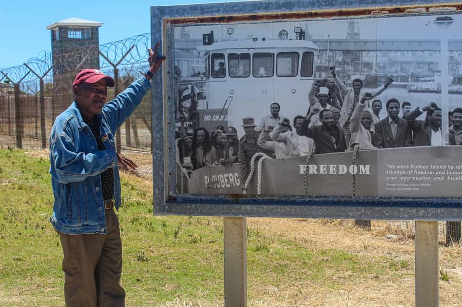 Cape Town: Robben Island Guided Tour ticket & guided tour - Starting at the Nelson Mandela Gateway