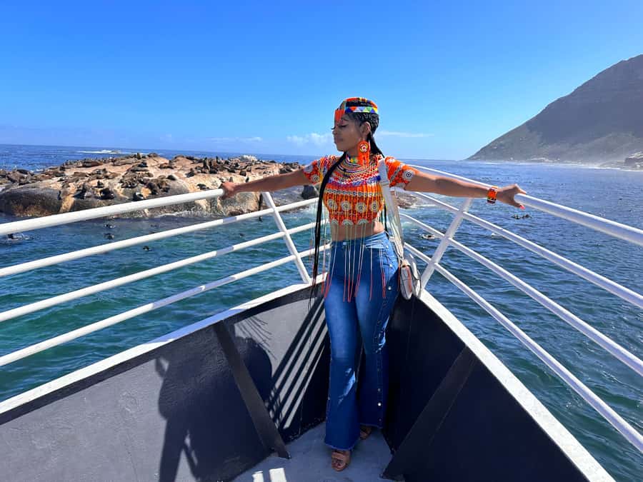 Cape Town: Robben Island & Table Mountain w/Hotel Transfer - Who will like this Cape Town day?
