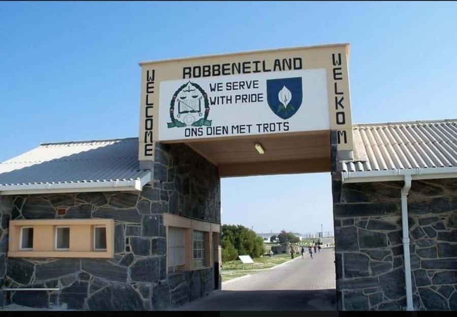 Cape Town: Robben Island Tour Tickets and V&A Waterfront - Practical advice for a smoother day