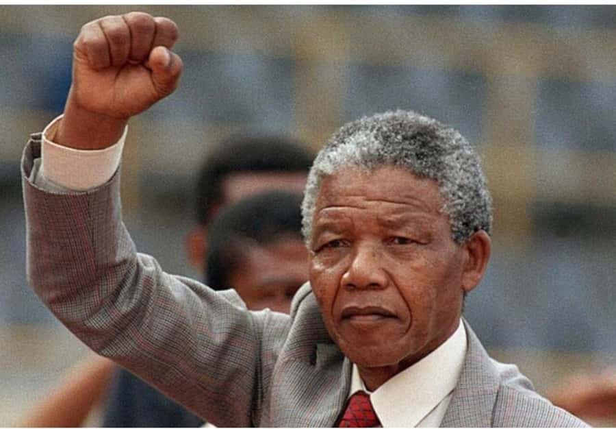 Cape Town: Robben Island Tour Tickets and V&A Waterfront - The boat trip to Robben Island