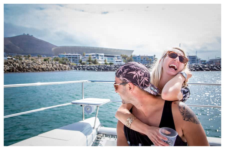 Cape Town: Scenic 1-Hour Coastal Catamaran Cruise - The first views of Table Mountain and the city