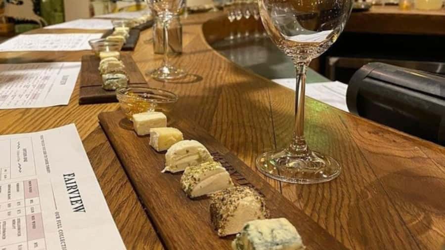 Cape Town: Stellenbosch, Franschhoek and Paarl Wine Day Trip - Leaving Cape Town for Paarl