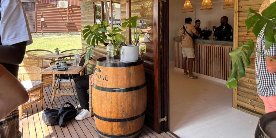 Cape Town: Stellenbosch Hop-On Hop-Off Tractor Transfer - The history and wine lessons