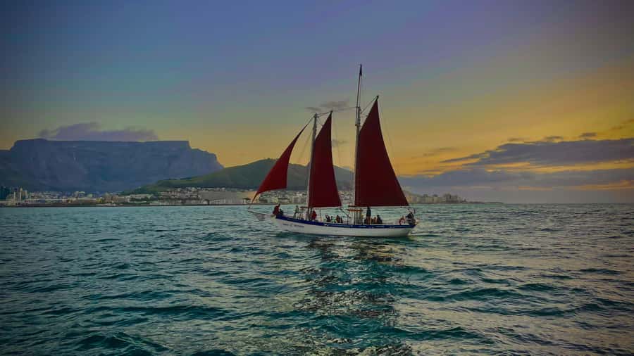 Cape Town: Sunset Cruise from V&A Waterfront with Bubbly - Key points before you book