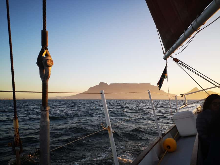 Cape Town: Sunset Cruise from V&A Waterfront with Bubbly - Setting sail aboard the 58-foot schooner